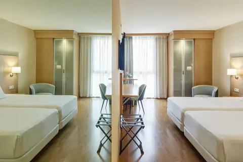 Sercotel Porta Barcelona in Sant Just Desvern — foto 22