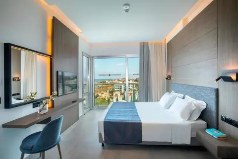 Cavo Maris Beach Hotel in Παραλίμνι — foto 24