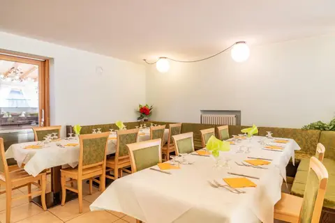 Hotel Monclassico in Commezzadura — foto 4