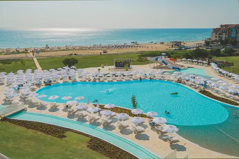 Sunrise Blue Magic Resort in Свети Влас — foto 4