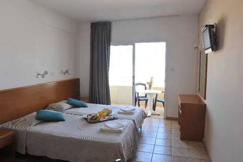 Captain Karas Holidays Apartments in Παραλίμνι — foto 28