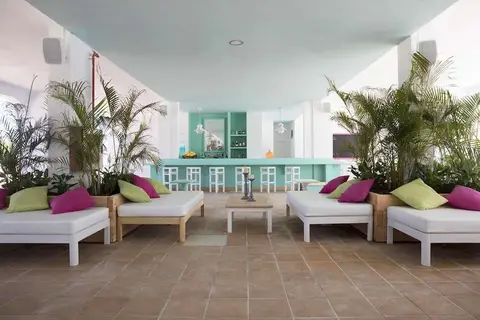 Endlss Beach & Disco Hotel Ibiza in Cala de Bou — foto 7