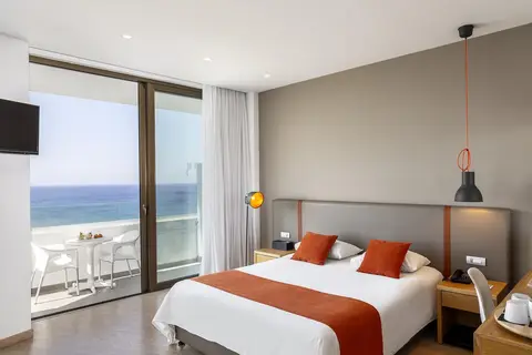 Crystal Springs Beach Hotel in Παραλίμνι — foto 17