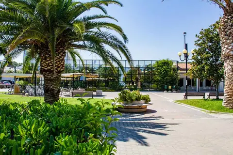 Villaggio Tur. Lido D Abruzzo in Roseto degli Abruzzi — foto 17