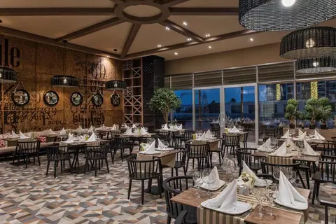 Delphin Be Grand Hotel in Güzeloba Mahallesi — foto 17