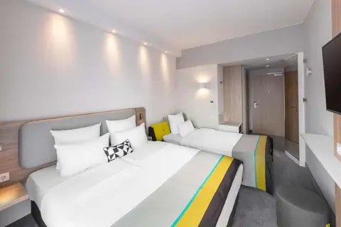 Holiday Inn Express Munich North in München — foto 4