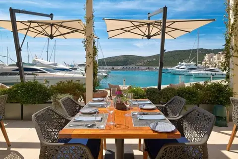 Chedi Lustica Bay in Uvala Pržno — foto 27