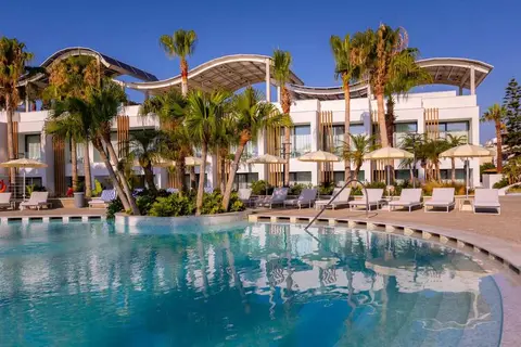 Radisson Larnaca Beach Resort in Ορόκλινη