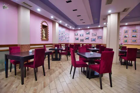 Alvero Hotel in Përmet — foto 14