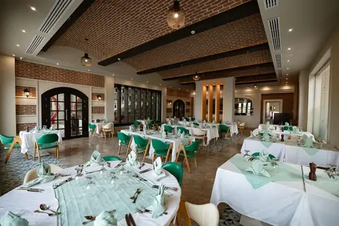 Titanic Royal in الهضبه — foto 5