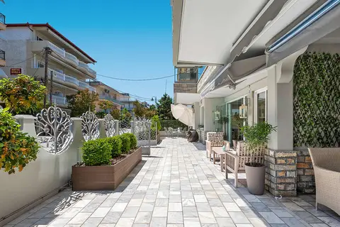 Ouzas Luxury Hotel in Κατερίνη — foto 8