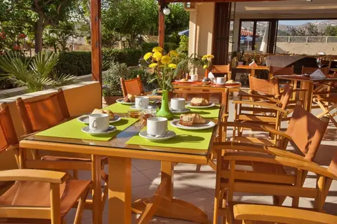 Dimitra Hotel & Apartments in Kokkini Chani, foto 17
