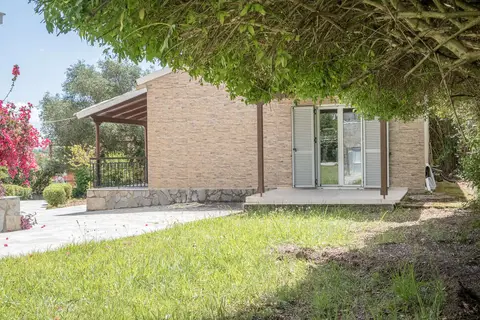 Dimitra Apartments in Γουβιά — foto 10