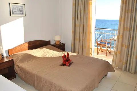Kalypso Rooms in Ιθάκη (Πισαετός) - Κεφαλονιά (Πόρος) — foto 13