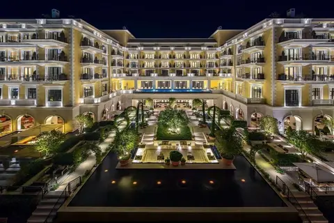 Regent Porto Montenegro in Tivat — foto 19