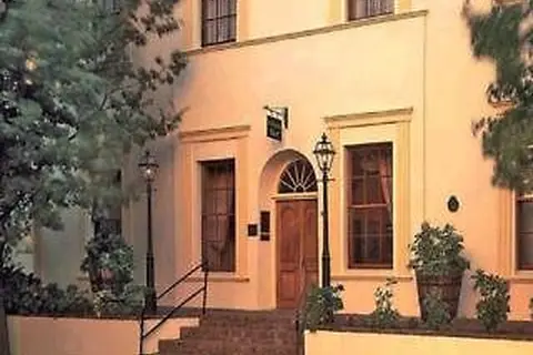 Oude Werf Hotel in Bellville