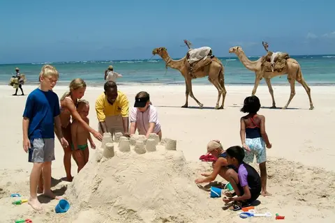 Southern Palms Beach Resort in Ukunda — foto 18