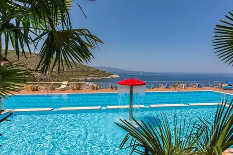 Hotel Bahamas in Saranda — foto 3