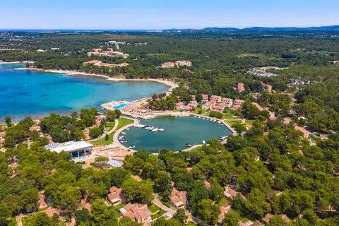 Vakantiepark Stella Plava Laguna in Monterol — foto 18