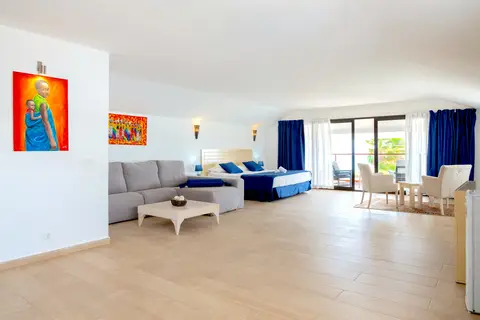 LIVVO Budha Beach in Santa Maria — foto 8
