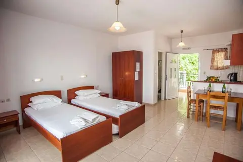 Agios Gerasimos Studios in Λουρδάτα — foto 3