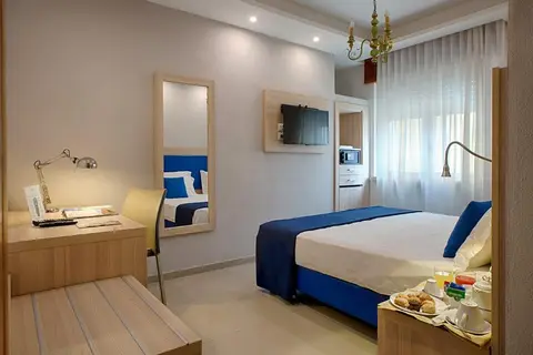 American Hotel in Pozzuoli — foto 8