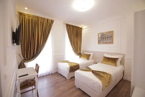 Eler Hotel in Tirana — foto 9