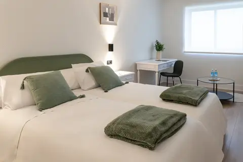 Hotel La Vega in Arroyo De La Encomienda — foto 18