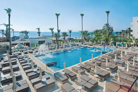 Nelia Beach Hotel in Ayia Napa