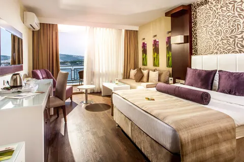 Tusan Beach in Kuşadası — foto 6