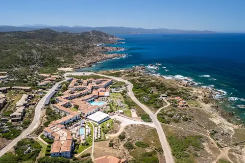 Mangia's Santa Teresa Sardinia, Curio Collection by Hilton in Santa Teresa di Gallura — foto 26