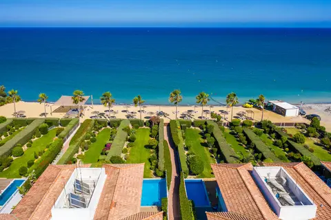 Atlantis Gardens in Mazotos