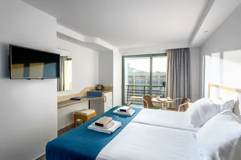 Alia Beach Hotel in Chersonissos — foto 15