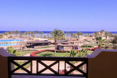 Blend Elphistone Resort in Sea Secrets Divers — foto 18