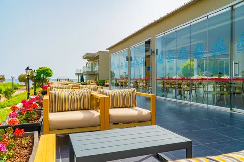 Karya Family Resort Hotel in Menderes — foto 21