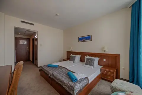 Berlin Golden Beach Hotel in СПА център Ривиера Бийч — foto 4
