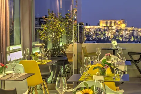 Polis Grand in Athene