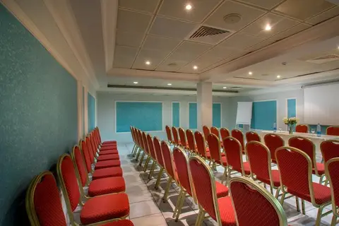 Kapetanios Limassol Hotel in Limassol — foto 13