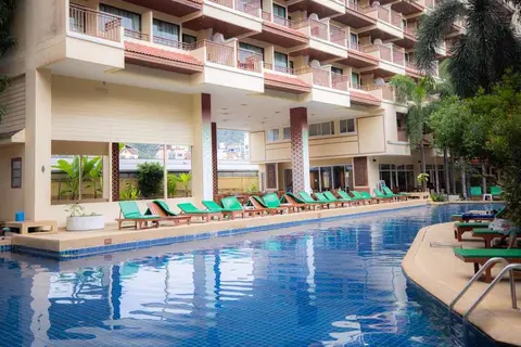 Baumanburi in Patong, foto 12