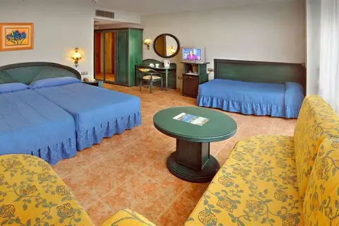 Hotel Kaktus Albir in l'Alfàs del Pi — foto 6