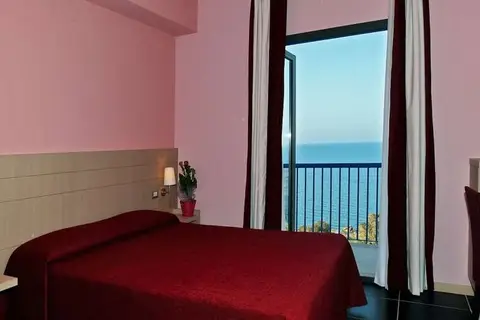 Tus Hotel & Residence in Tusa, foto 3