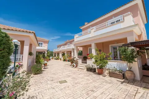 Lorenzo Villas in Agios Sostis, foto 28