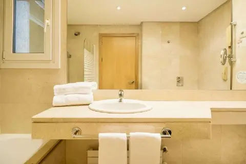 Hotel Ilunion Pio XII in Madrid — foto 5