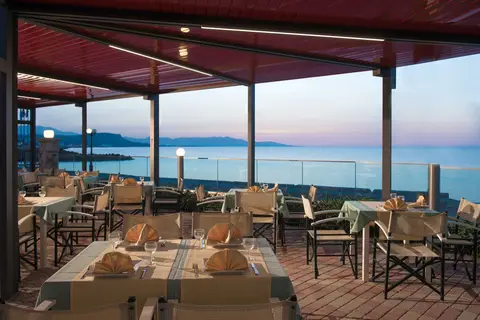 Golden Bay Hotel & Bungalows in Δημοτική Ενότητα Γουβών — foto 6