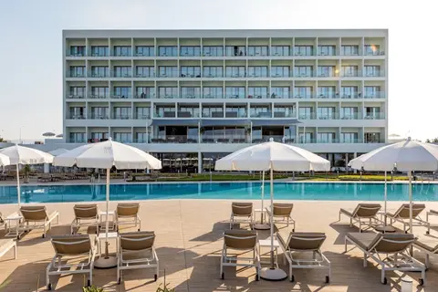 Ivi Mare - Designed for adults by Louis Hotels in Geroskipou — foto 12