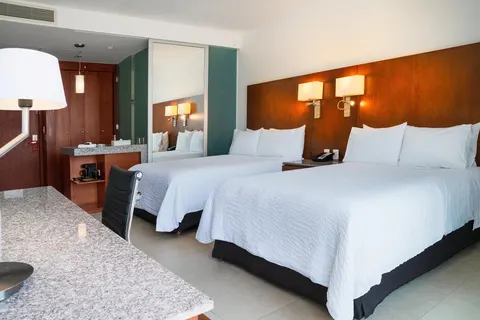 Fiesta Inn Playa Del Carmen in Playa del Carmen — foto 2