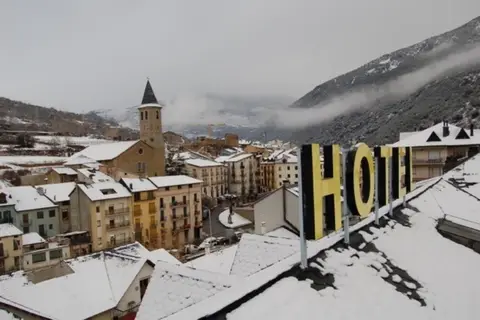 Pessets Hotel & Spa in Sort — foto 14