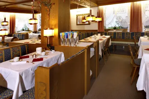 Hotel Ingram in Sëlva - Wolkenstein in Gröden - Selva di Val Gardena — foto 3