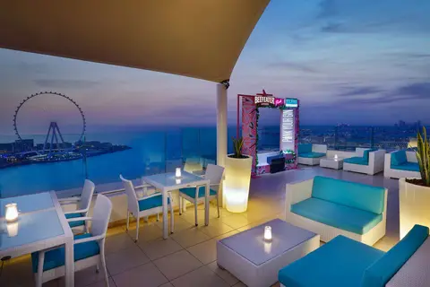Hilton Dubai Jumeirah in Hilton Dubai Jumeirah Pool, foto 20