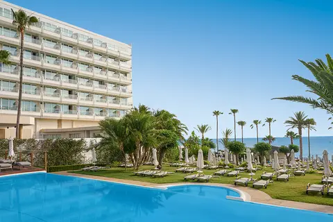 Sunrise Beach Hotel in Παραλίμνι — foto 15